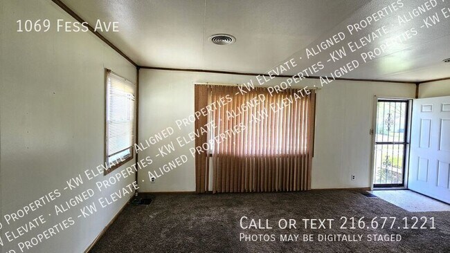 Foto del edificio - 1069 Fess Ave