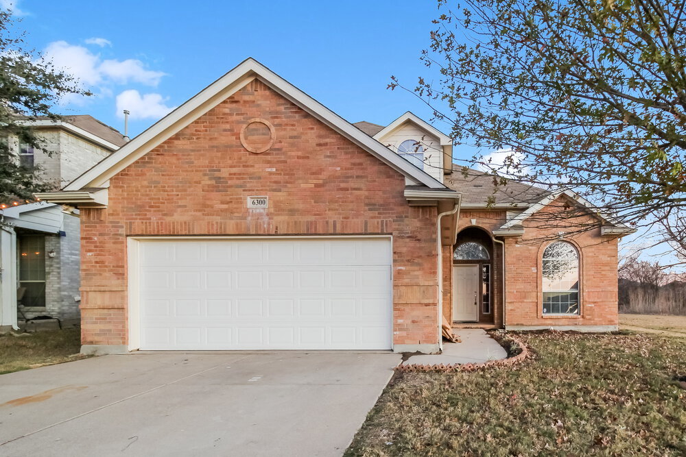Foto principal - 6300 Redeagle Creek Dr