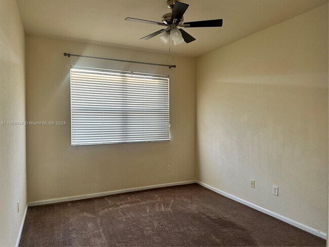Building Photo - 3011 NW 30th Terrace