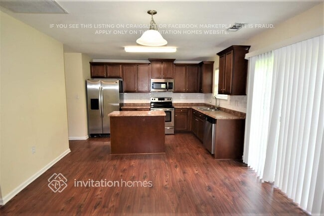 Building Photo - 12927 Settlers Trail Ct