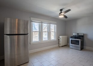 Building Photo - 2614 63rd St