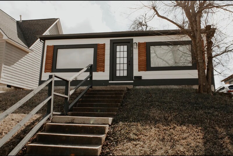 Foto principal - 912 W Hill St