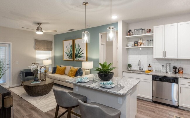 Building Photo - Mariblu Hunters Creek 55+ Active Adult Apartment Homes