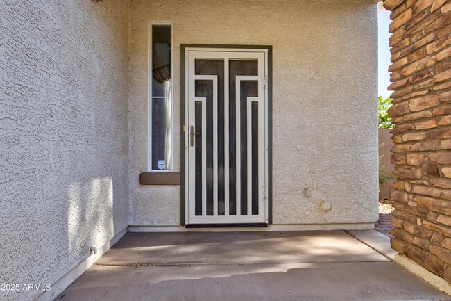 Foto del edificio - 14895 W Jenan Dr