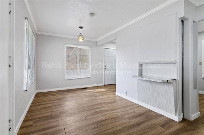 Building Photo - 2324 S 900 E