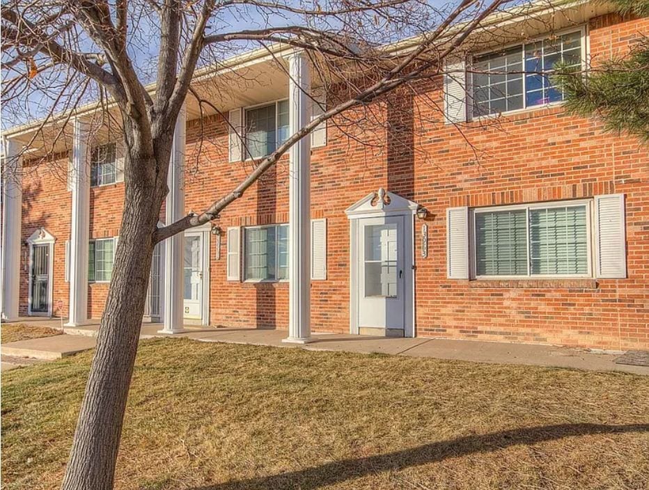 Fachada del edificio - 13963 E Jewell Ave