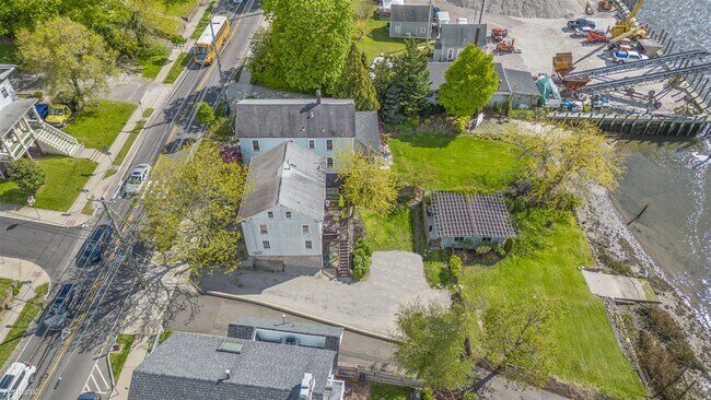 Building Photo - 3 br, 2 bath House - 624 Quinnipiac Avenue...