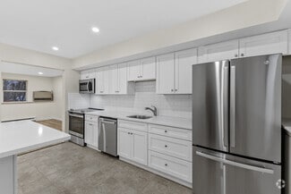 Building Photo - 5 Horizon View Dr W