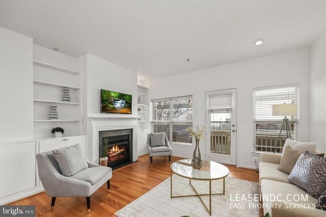 Photo - 1209 V St NW House