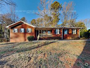 Building Photo - 3664 Scarlet Dr