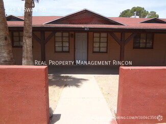 Building Photo - 823 N Swan Rd
