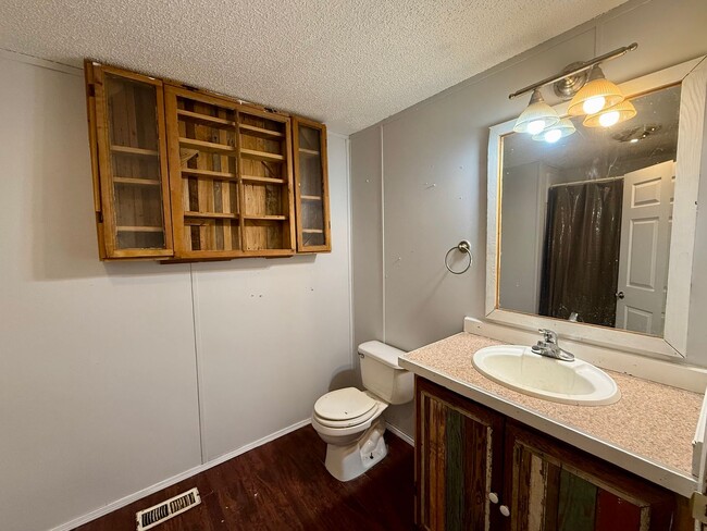 Building Photo - 3 bedroom 2 bath Trailer In Grosse Tete LA