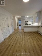 Building Photo - 2940 Dundas St W