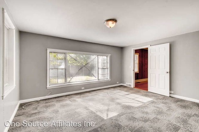 Building Photo - 2131 Nelms Dr SW