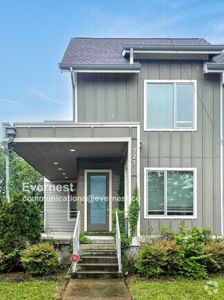 Building Photo - 721 28th Ave N