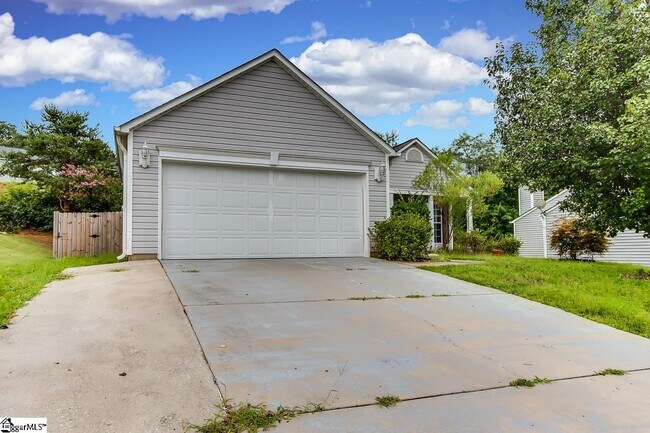 Building Photo - 101 White Willow Ct