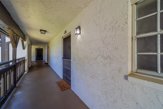 Building Photo - 240 N Bayshore Blvd