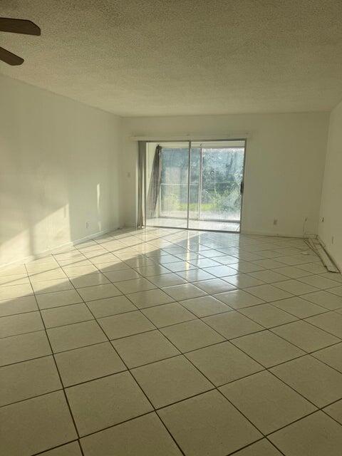 Building Photo - 10789 N Military Trl