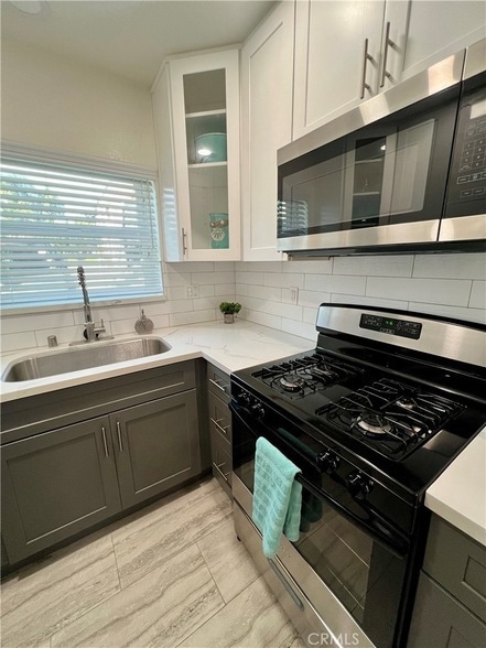 Building Photo - 34092 Silver Lantern St