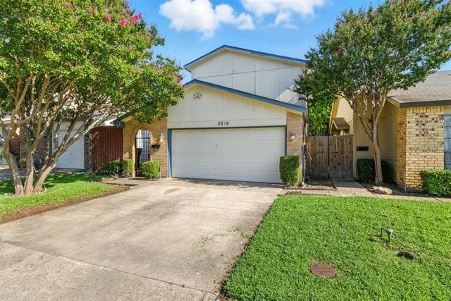 Building Photo - 2819 Capella Cir