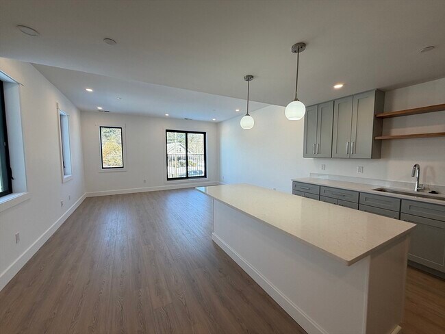 Foto del edificio - 1060 Main St