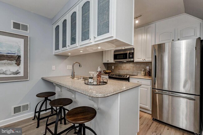 Foto del edificio - 1822 Vernon St NW
