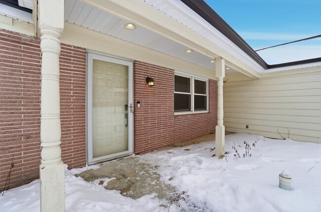 Foto del edificio - 7214 Winnebago Dr