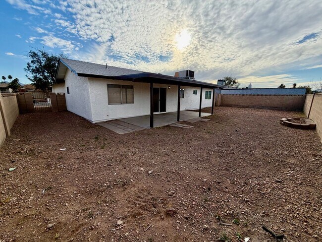 Foto del edificio - Single family home in Henderson