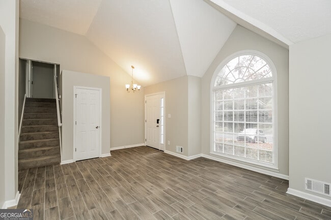 Building Photo - 2079 Winsburg Dr