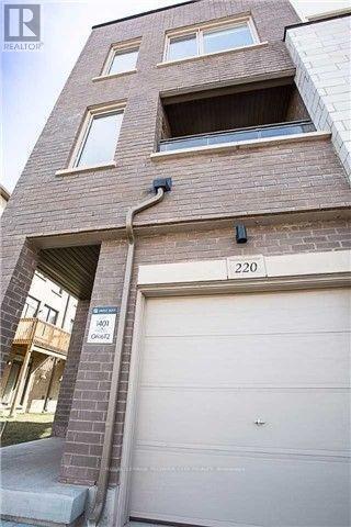 Building Photo - 220 Huguenot Rd