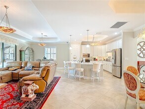 Building Photo - 9250 Veneto Pl