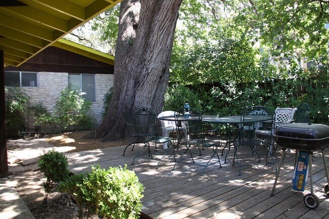 Foto del edificio - 804 E 32nd St