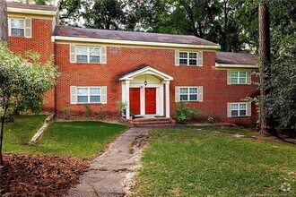 Building Photo - 2440 Bragg Blvd