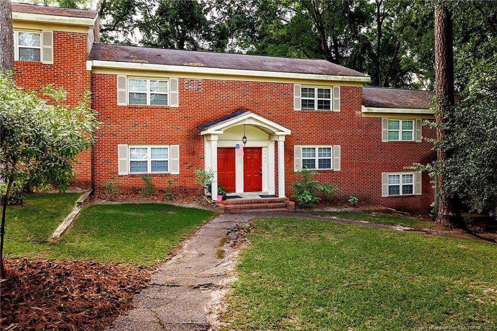 Foto principal - 2440 Bragg Blvd