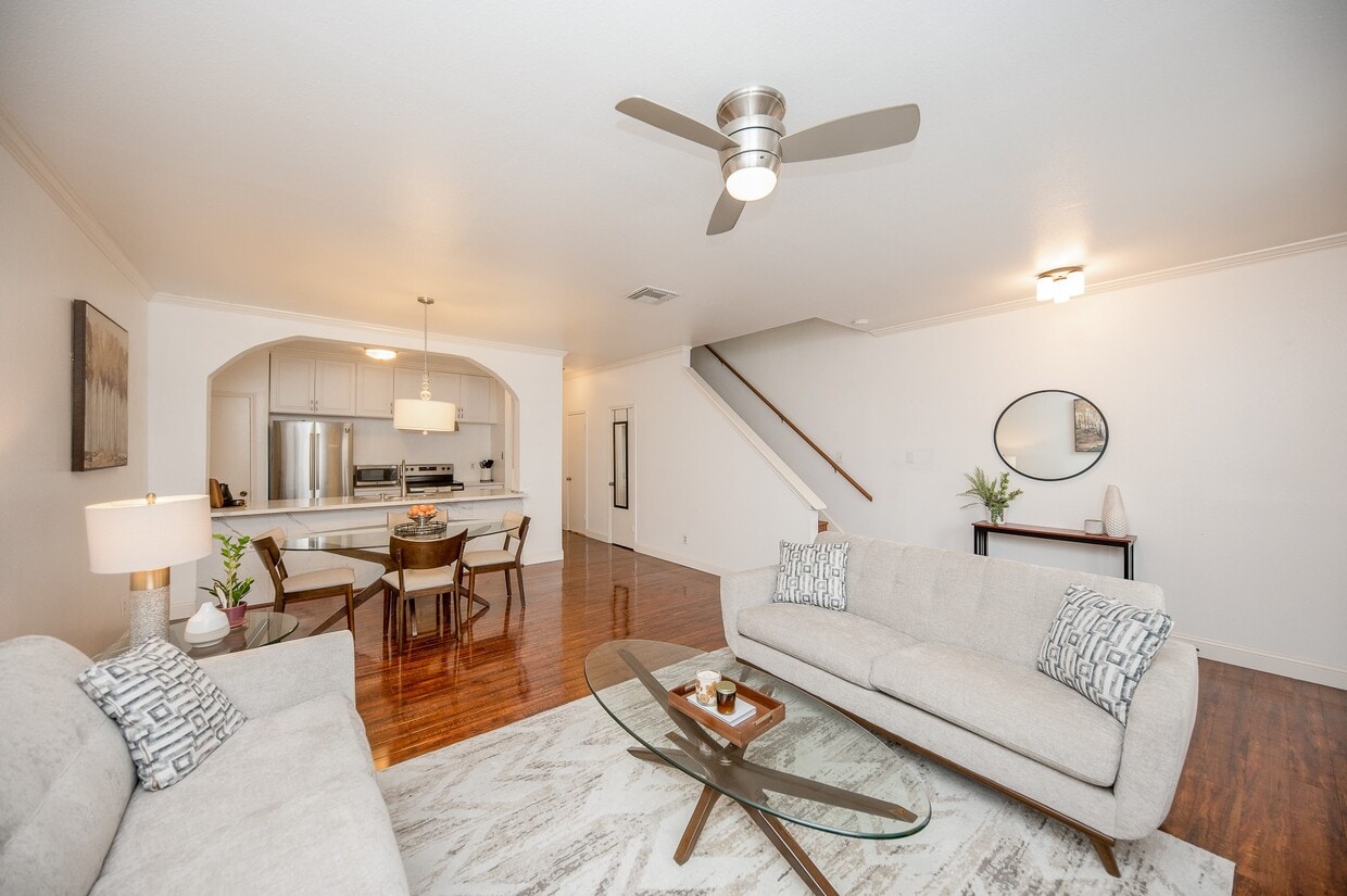Foto principal - 2842 Holly Hall St