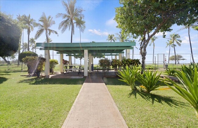 Foto del edificio - 85-175-175 Farrington Hwy
