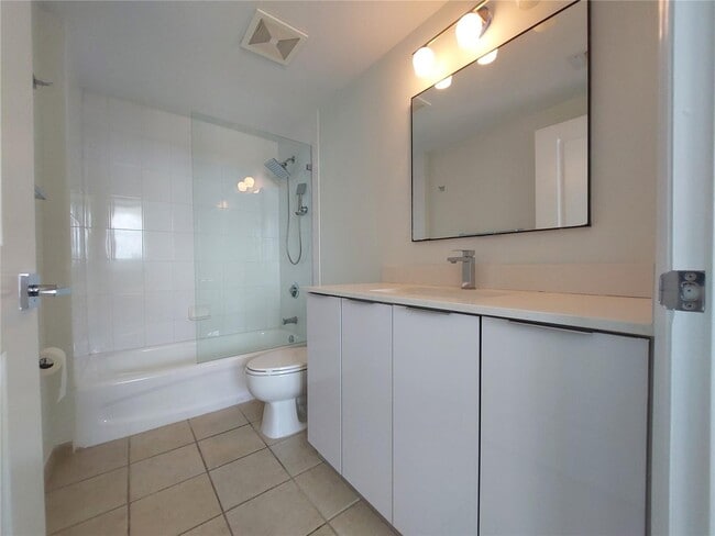 Building Photo - 1250 S Miami Ave