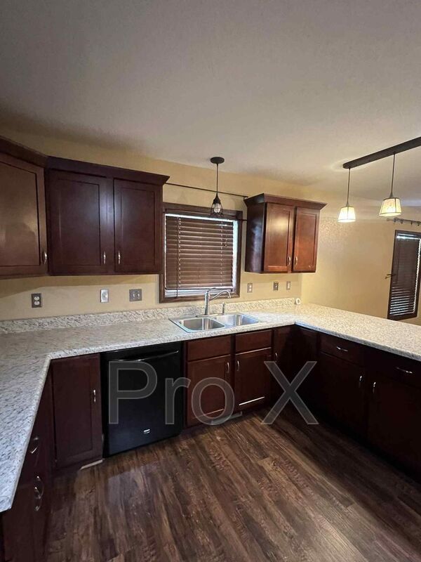 Foto del edificio - 1306 E Furnace St