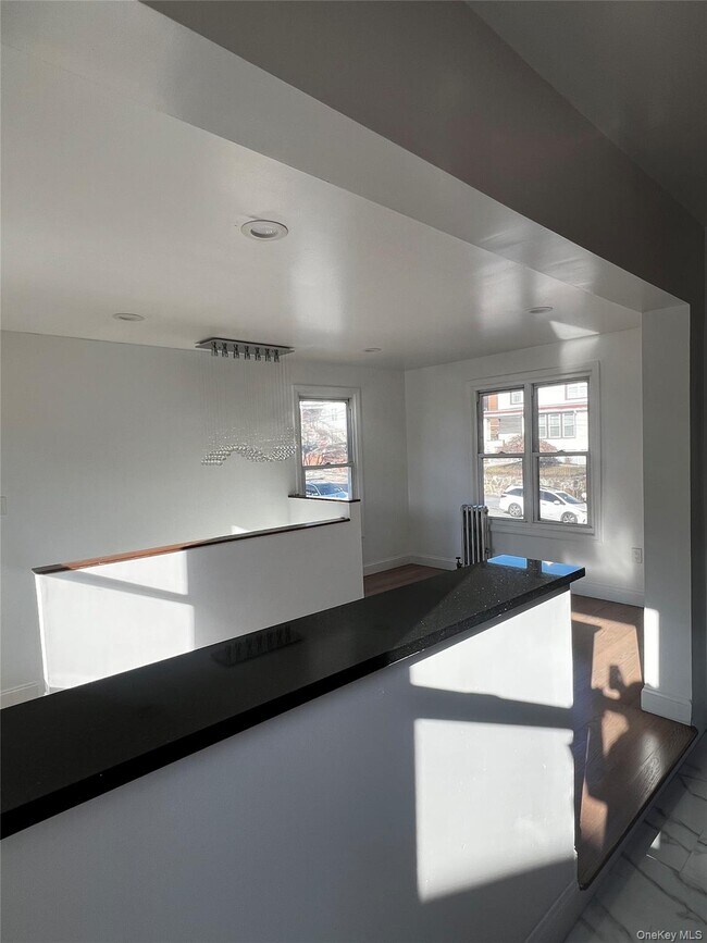 Foto del edificio - 38 Overlook St