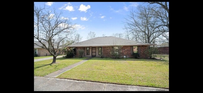 Photo - 14522 Chimneywood Ave (Baton Rouge, LA) House