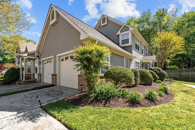 Building Photo - 860 Shoal Creek Trail