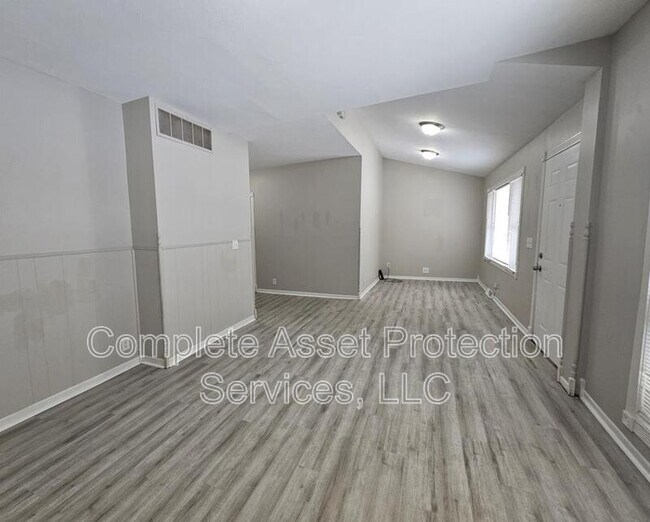 Foto del edificio - 2625 Cleveland St