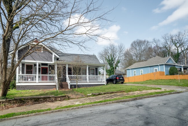Foto del edificio - 1433 Desoto Ave SW