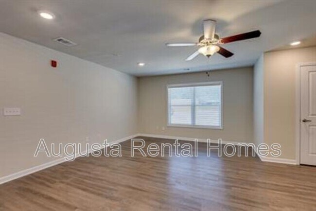 Foto del edificio - 2506 Otter Run