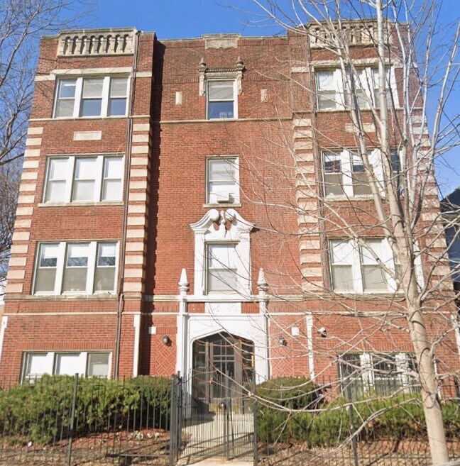 Foto del edificio - 6600 N Bosworth Ave