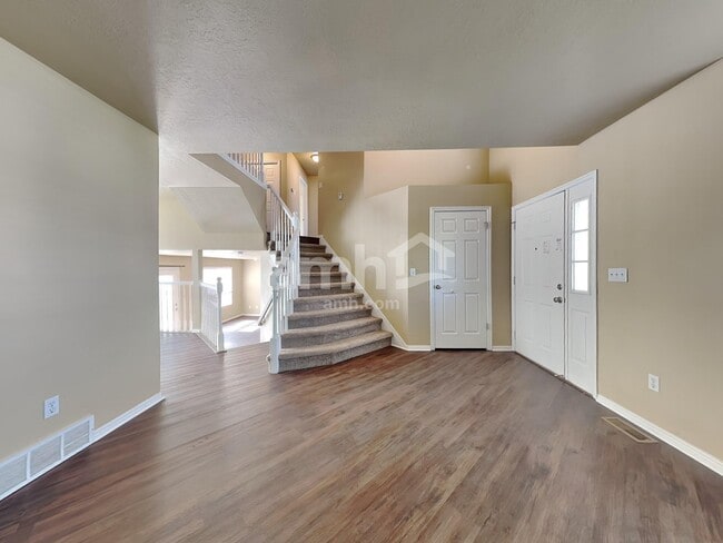 Building Photo - 8706 S Pebble Crest Way