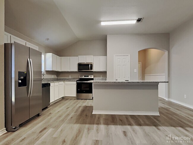 Building Photo - 1116 Monticello Dr