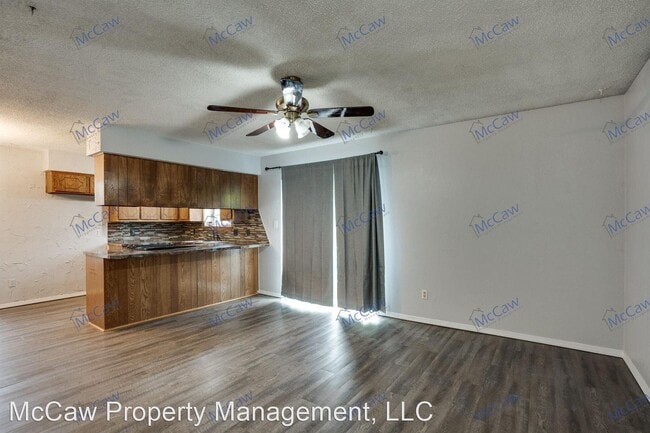 Building Photo - 3 br, 2 bath House - 5238 Kingston Dr.