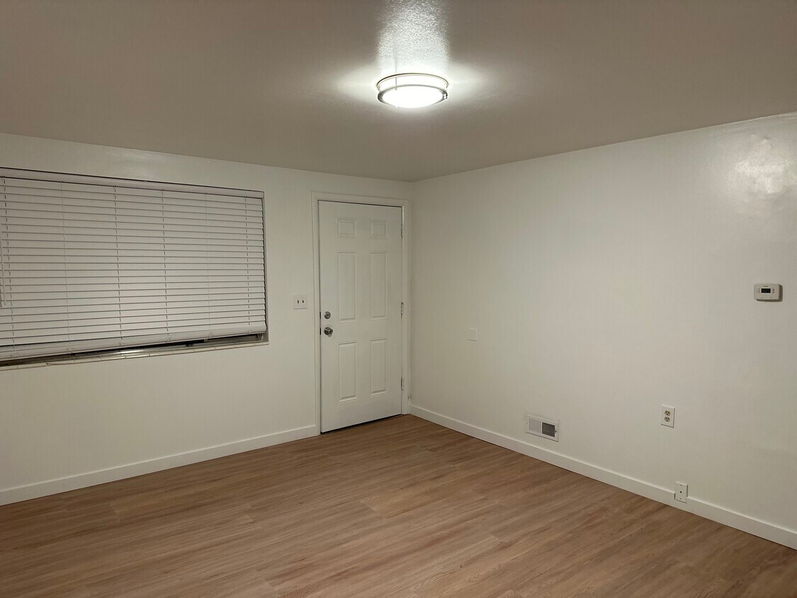 65 W 200 N Unit 4, Kaysville, UT 84037 Apartments in Kaysville, UT