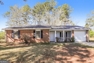 Building Photo - 2117 Tiffany Trail